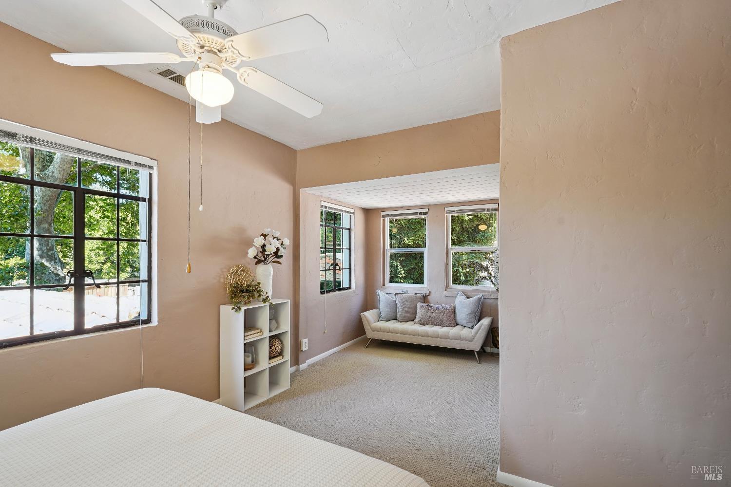 Detail Gallery Image 20 of 84 For 330 Buck Ave, Vacaville,  CA 95688 - 3 Beds | 3 Baths