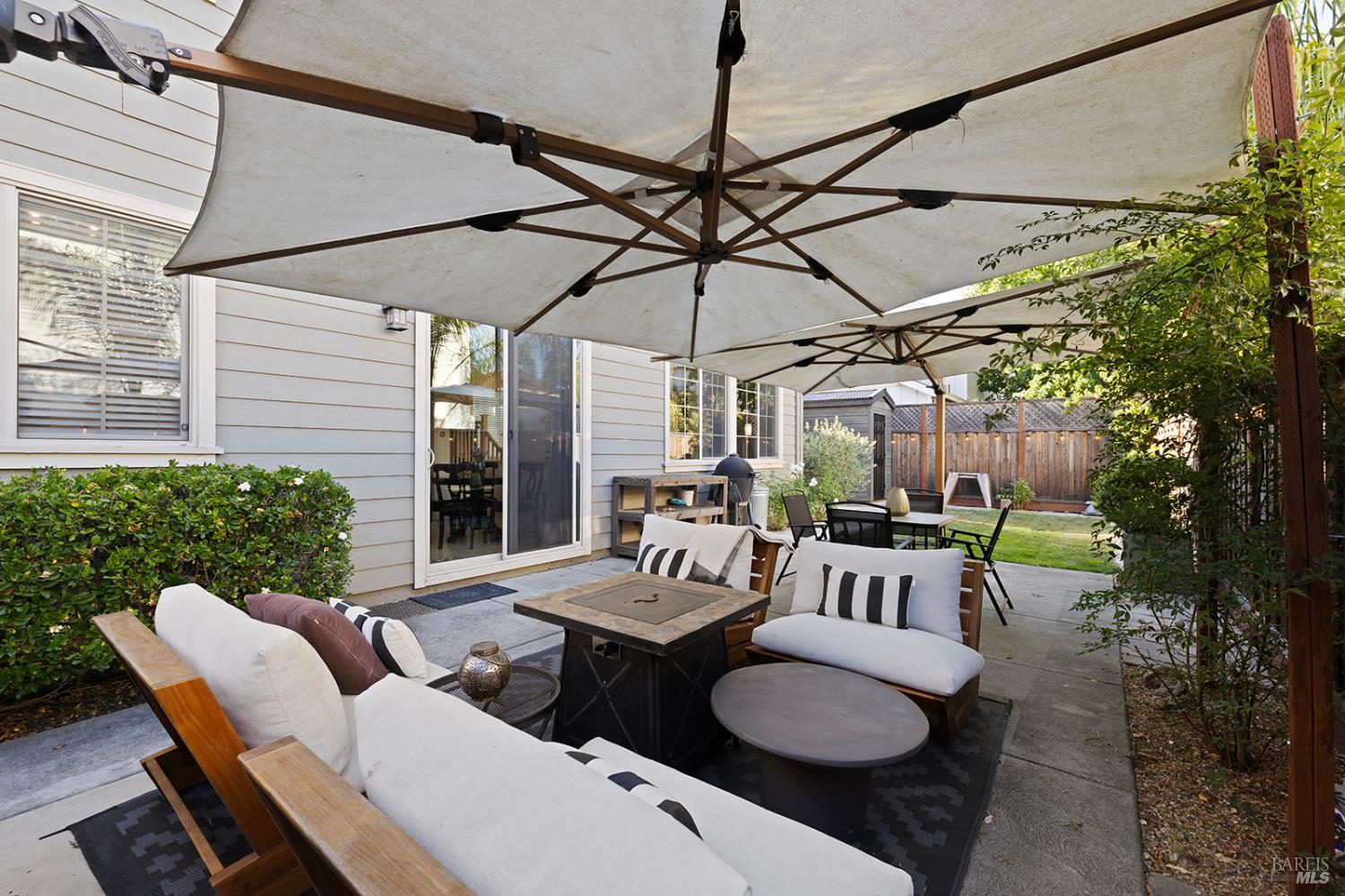 Detail Gallery Image 42 of 74 For 2350 Andre Ln, Santa Rosa,  CA 95403 - 4 Beds | 2/1 Baths