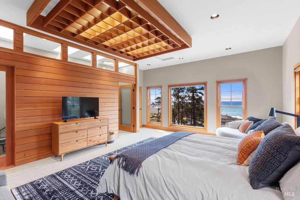 Detail Gallery Image 6 of 22 For 39150 Ocean Dr, Gualala,  CA 95445 - – Beds | – Baths