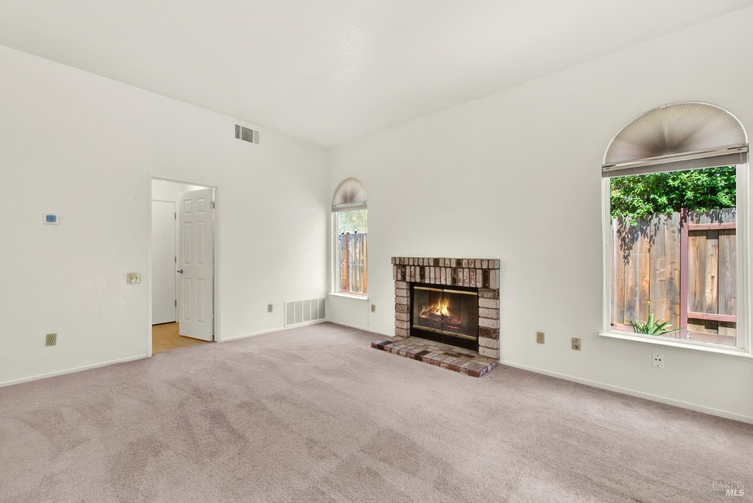 Detail Gallery Image 44 of 93 For 242 Rosita Ct, Vacaville,  CA 95687 - 4 Beds | 2/1 Baths