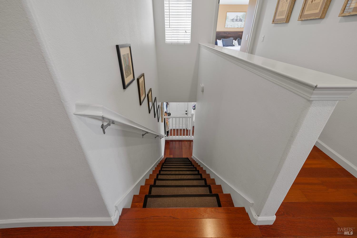 Detail Gallery Image 19 of 74 For 2350 Andre Ln, Santa Rosa,  CA 95403 - 4 Beds | 2/1 Baths