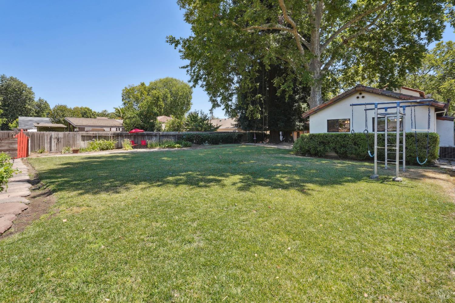 Detail Gallery Image 67 of 84 For 330 Buck Ave, Vacaville,  CA 95688 - 3 Beds | 3 Baths