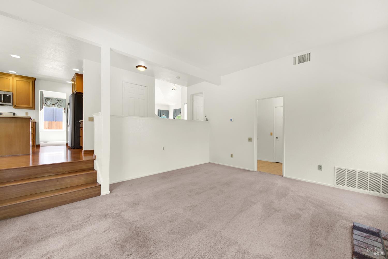 Detail Gallery Image 41 of 93 For 242 Rosita Ct, Vacaville,  CA 95687 - 4 Beds | 2/1 Baths