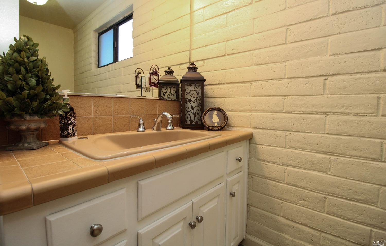 Detail Gallery Image 89 of 94 For 4150 Shelly Ln, Vacaville,  CA 95688 - 6 Beds | 4 Baths