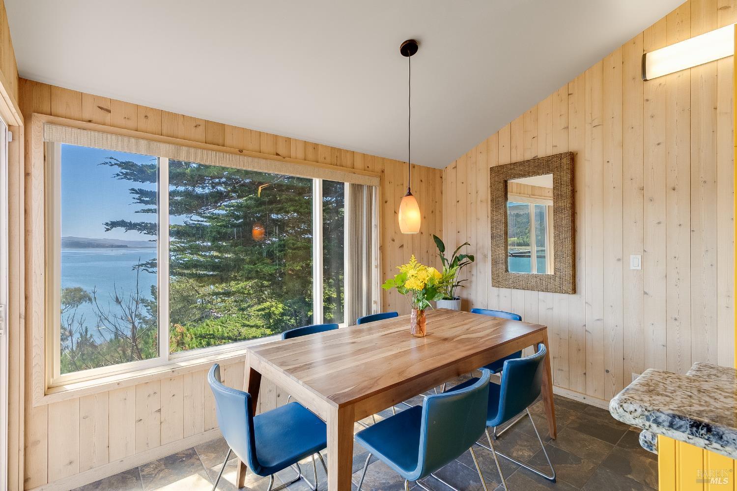Detail Gallery Image 13 of 28 For 2020 Sandpiper Ct, Bodega Bay,  CA 94923 - 2 Beds | 1 Baths