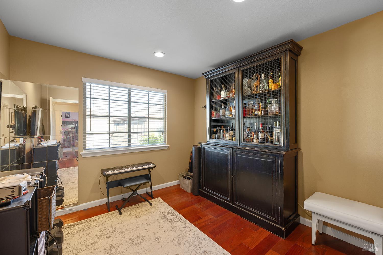 Detail Gallery Image 20 of 74 For 2350 Andre Ln, Santa Rosa,  CA 95403 - 4 Beds | 2/1 Baths