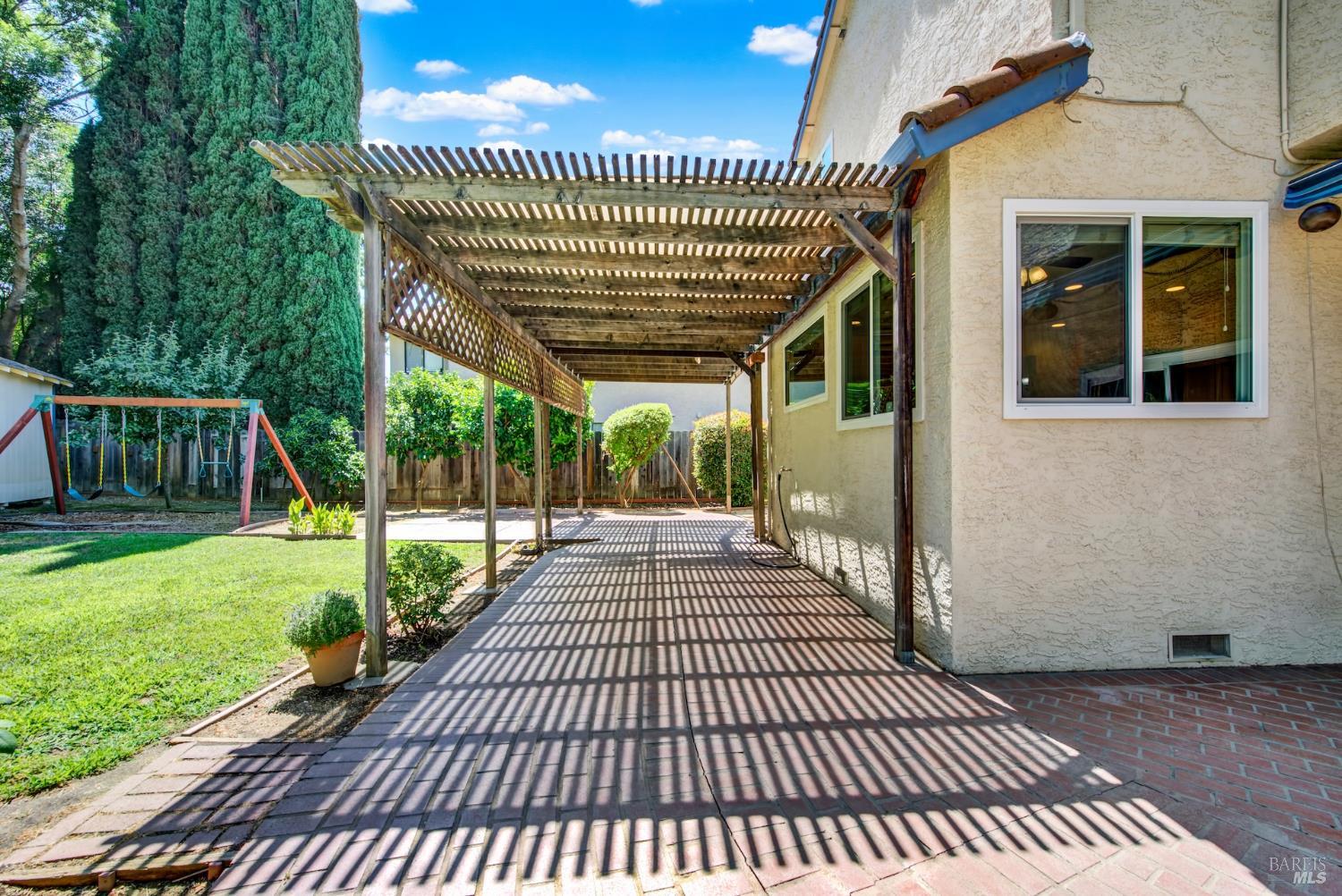 Detail Gallery Image 83 of 93 For 242 Rosita Ct, Vacaville,  CA 95687 - 4 Beds | 2/1 Baths