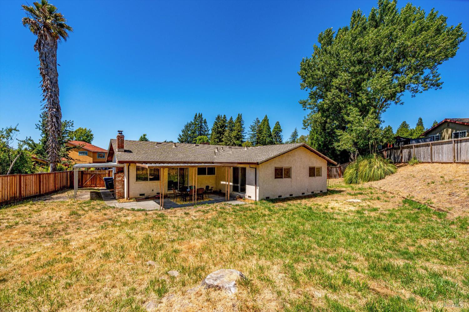 Detail Gallery Image 44 of 57 For 207 May Ct, Sebastopol,  CA 95472 - 4 Beds | 2 Baths