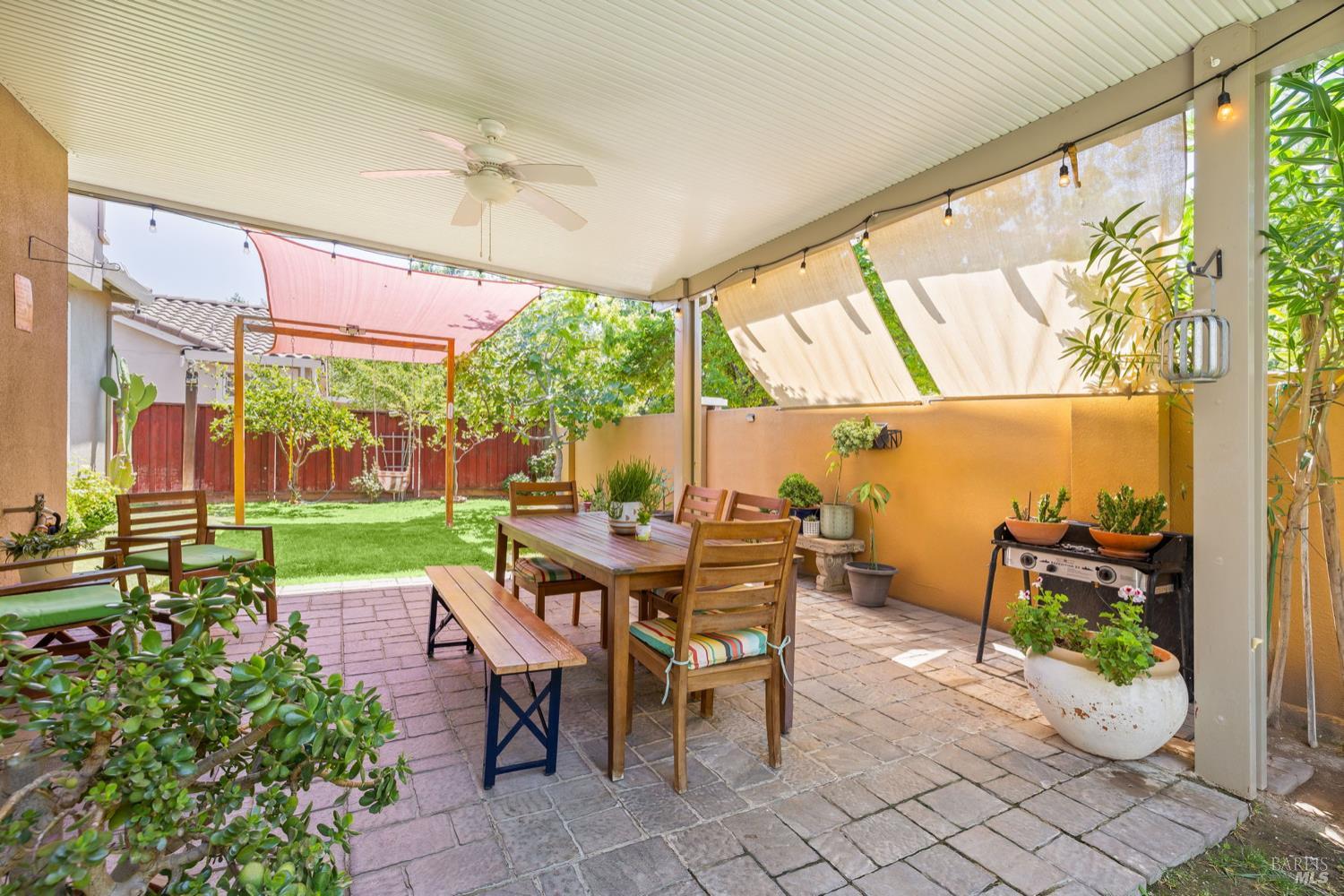Detail Gallery Image 23 of 27 For 426 Tilden Cir, Vacaville,  CA 95688 - 4 Beds | 2/1 Baths