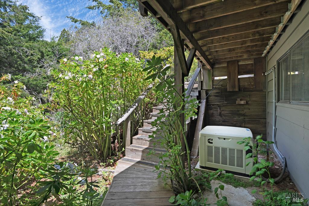 Detail Gallery Image 62 of 75 For 37275 Glennen Dr, Gualala,  CA 95445 - 3 Beds | 3 Baths