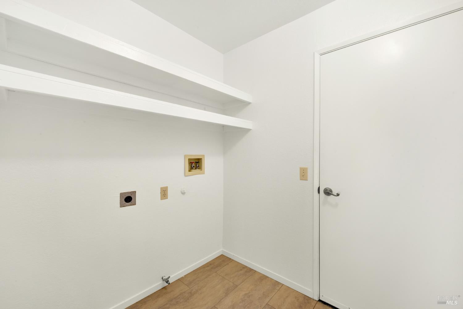 Detail Gallery Image 71 of 93 For 242 Rosita Ct, Vacaville,  CA 95687 - 4 Beds | 2/1 Baths