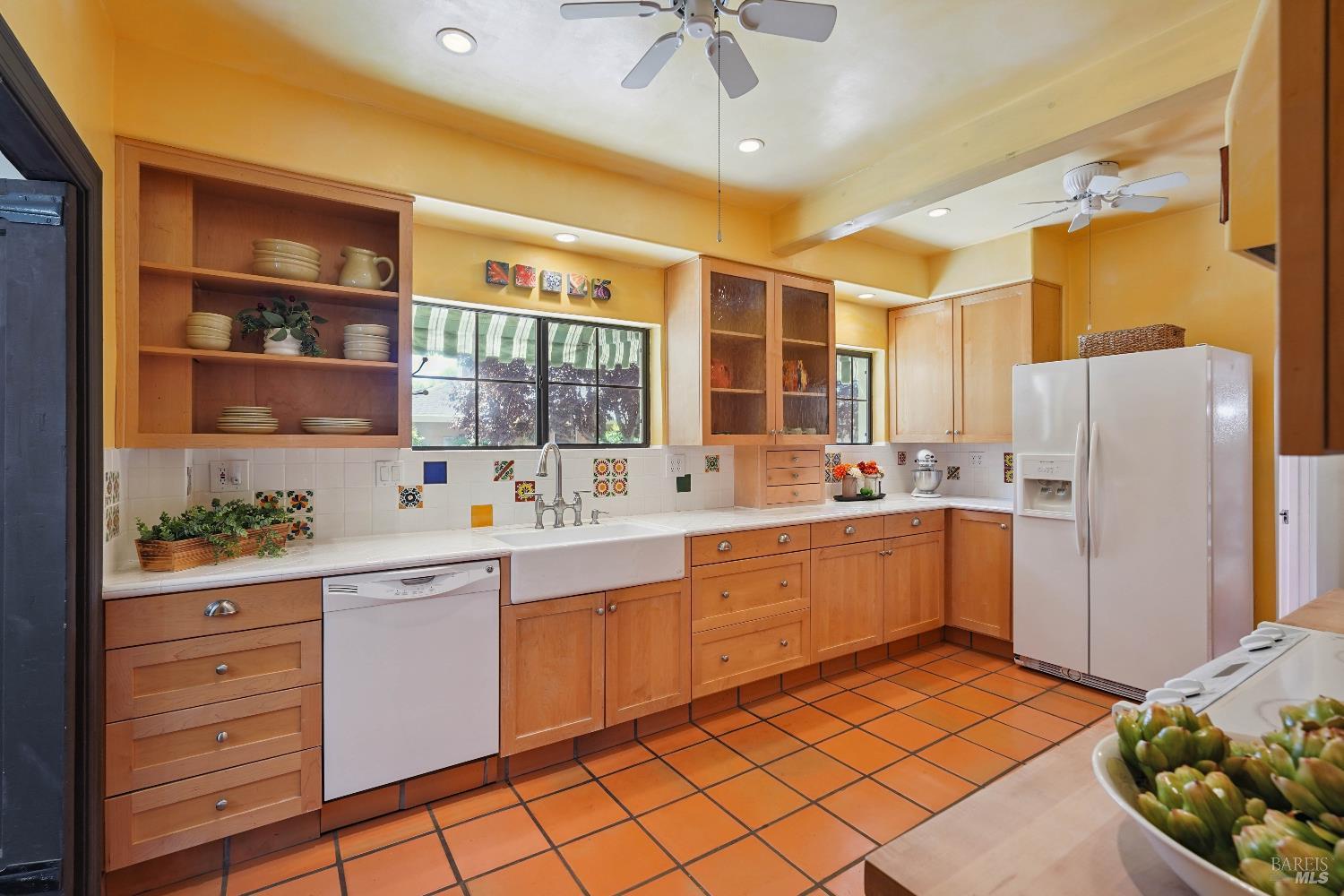 Detail Gallery Image 27 of 84 For 330 Buck Ave, Vacaville,  CA 95688 - 3 Beds | 3 Baths