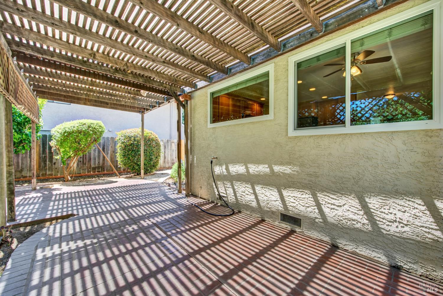 Detail Gallery Image 78 of 93 For 242 Rosita Ct, Vacaville,  CA 95687 - 4 Beds | 2/1 Baths