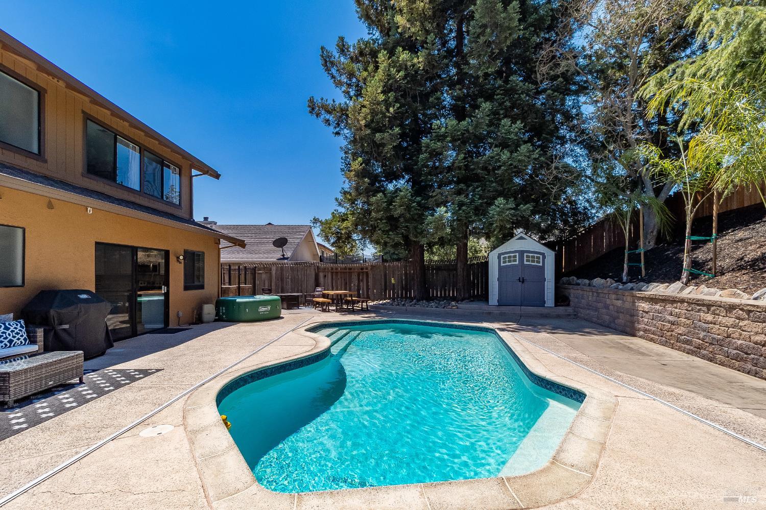 Detail Gallery Image 60 of 76 For 877 Rose Dr, Benicia,  CA 94510 - 4 Beds | 3 Baths