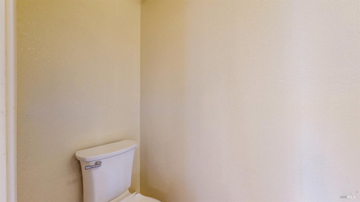 Detail Gallery Image 24 of 56 For 510 Racquet Club Cir, Rohnert Park,  CA 94928 - 3 Beds | 1/1 Baths