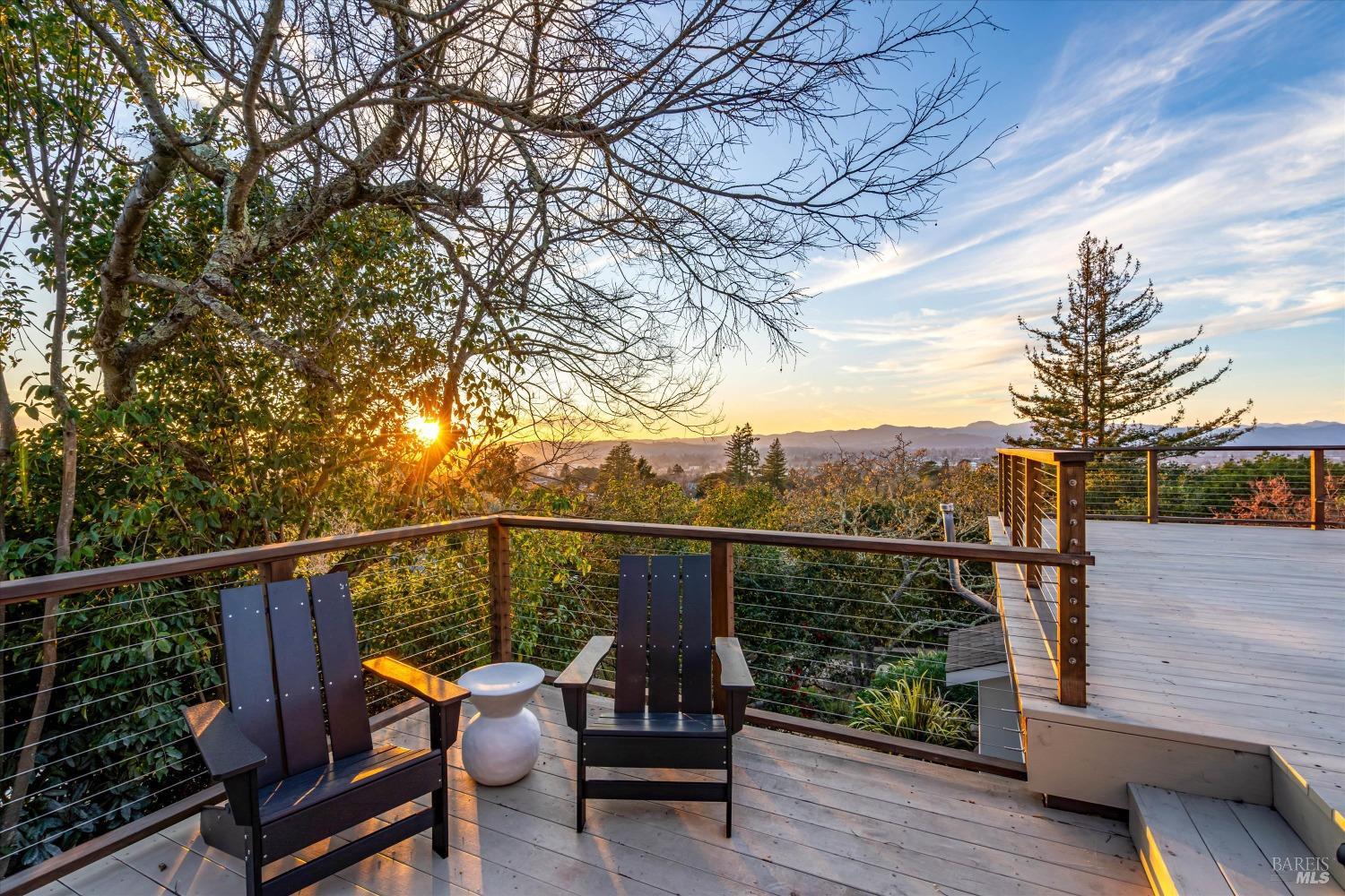 Detail Gallery Image 31 of 35 For 7 Lutge Ct, Napa,  CA 94559 - 4 Beds | 3/1 Baths