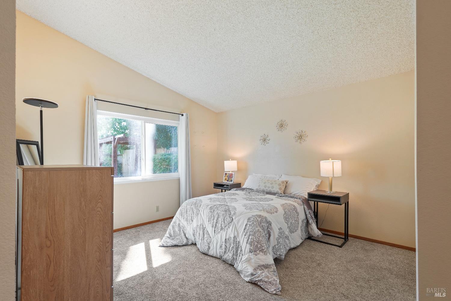 Detail Gallery Image 28 of 46 For 309 Saybrook Ave, Vacaville,  CA 95687 - 4 Beds | 2 Baths
