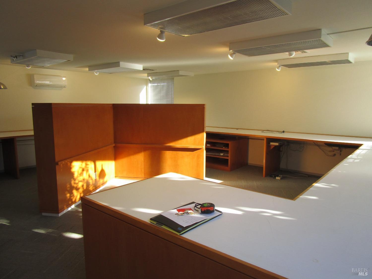 Detail Gallery Image 3 of 4 For 822 College Ave #D,  Santa Rosa,  CA 95404 - – Beds | – Baths