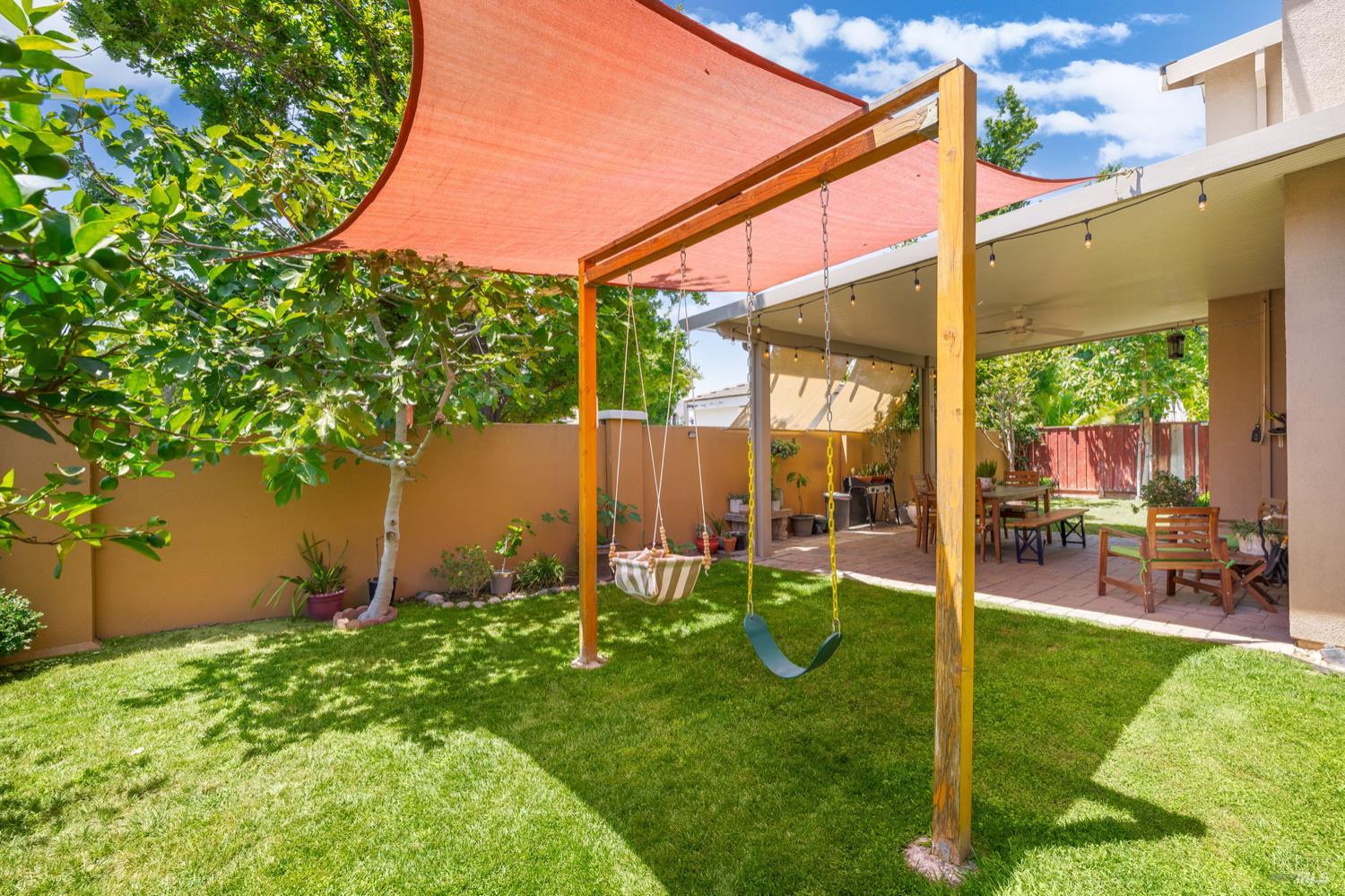Detail Gallery Image 25 of 27 For 426 Tilden Cir, Vacaville,  CA 95688 - 4 Beds | 2/1 Baths