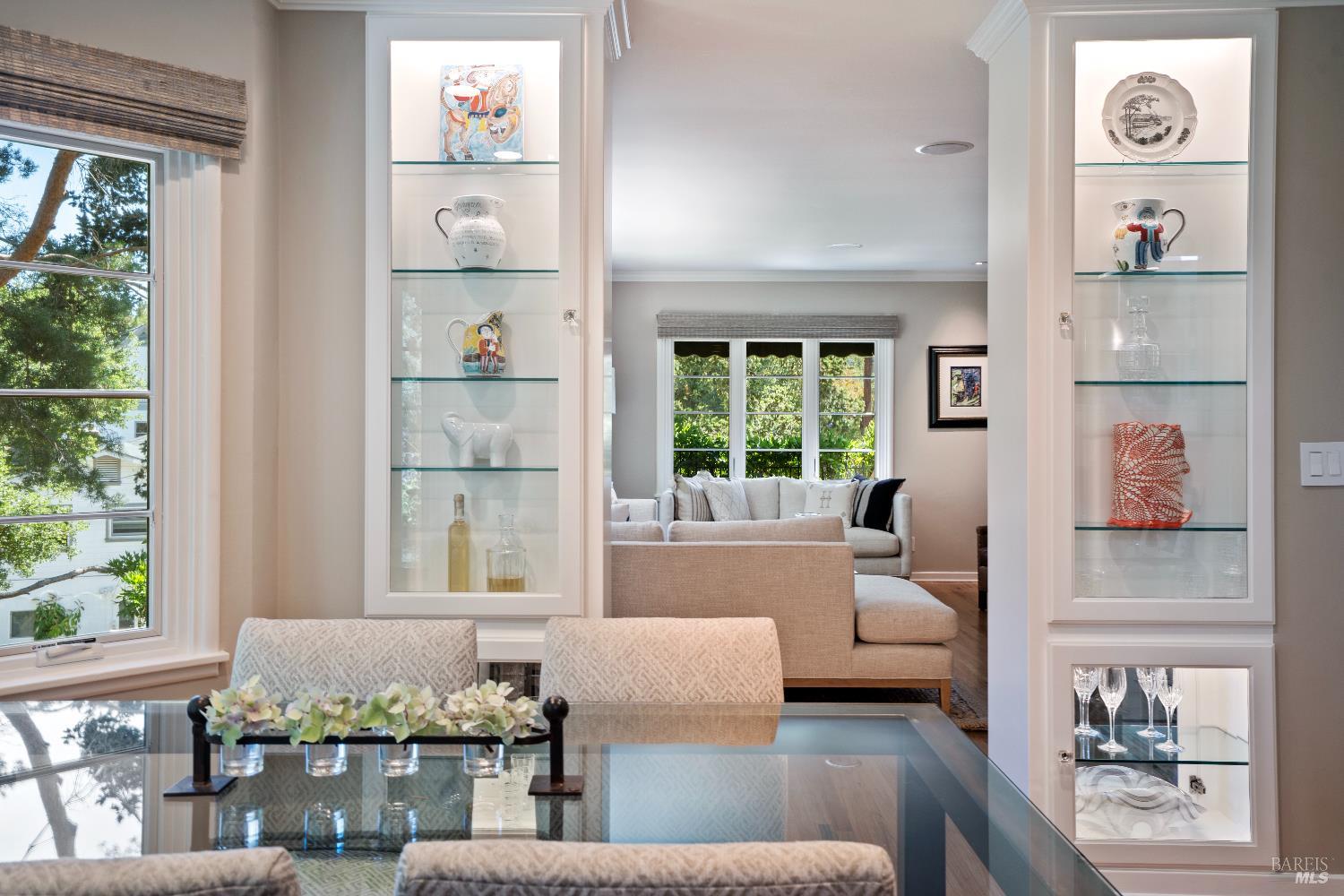 Detail Gallery Image 11 of 43 For 114 Tamal Vista Dr, San Rafael,  CA 94901 - 3 Beds | 2 Baths