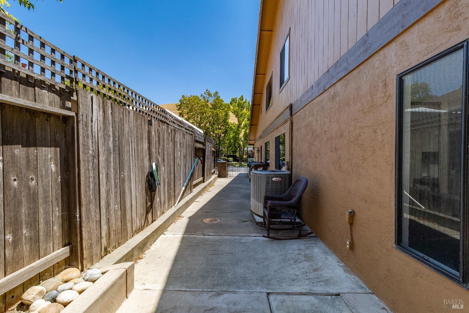 Detail Gallery Image 65 of 76 For 877 Rose Dr, Benicia,  CA 94510 - 4 Beds | 3 Baths