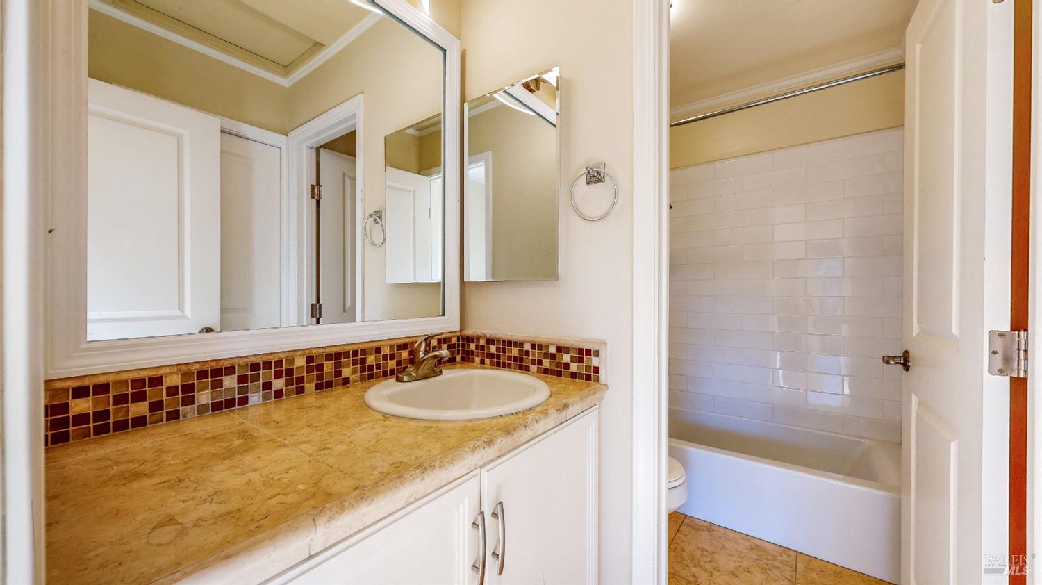 Detail Gallery Image 44 of 56 For 510 Racquet Club Cir, Rohnert Park,  CA 94928 - 3 Beds | 1/1 Baths