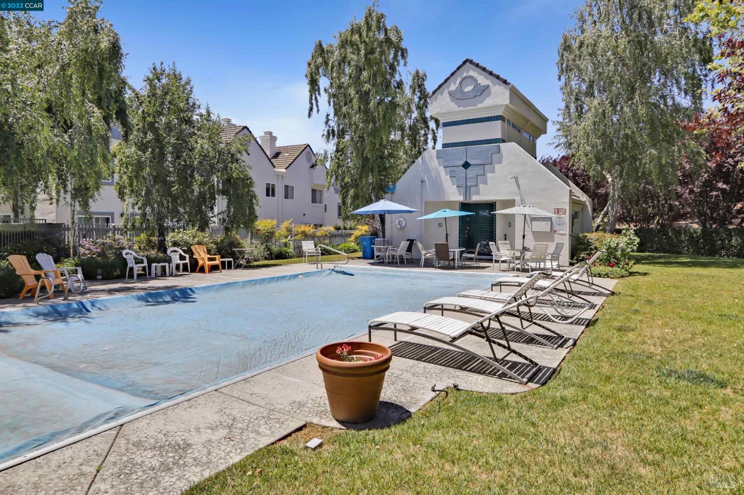 Detail Gallery Image 39 of 39 For 28 Shoal Dr, Vallejo,  CA 94591 - 3 Beds | 2/1 Baths