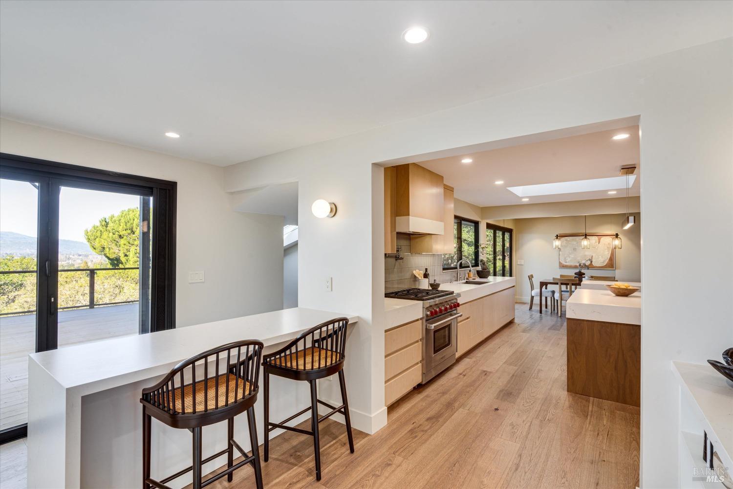 Detail Gallery Image 11 of 35 For 7 Lutge Ct, Napa,  CA 94559 - 4 Beds | 3/1 Baths