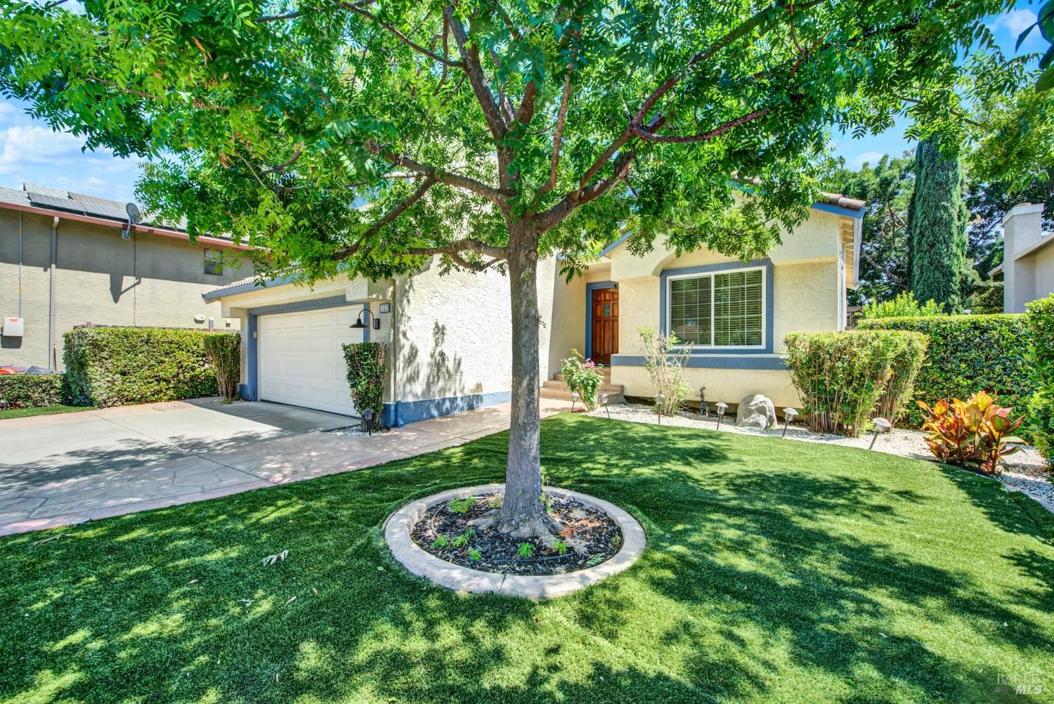 Detail Gallery Image 14 of 93 For 242 Rosita Ct, Vacaville,  CA 95687 - 4 Beds | 2/1 Baths