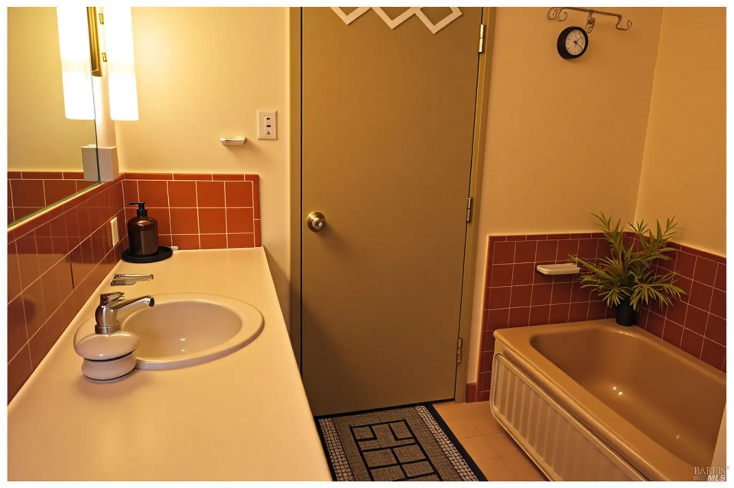 Detail Gallery Image 11 of 23 For 1530 Redwood St, Vallejo,  CA 94590 - 3 Beds | 2 Baths