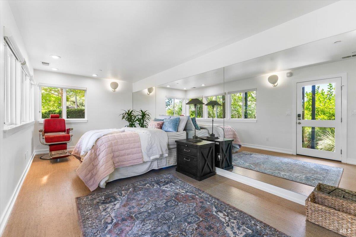 Detail Gallery Image 28 of 58 For 1831 Madrone Ave, Healdsburg,  CA 95448 - 3 Beds | 2/1 Baths