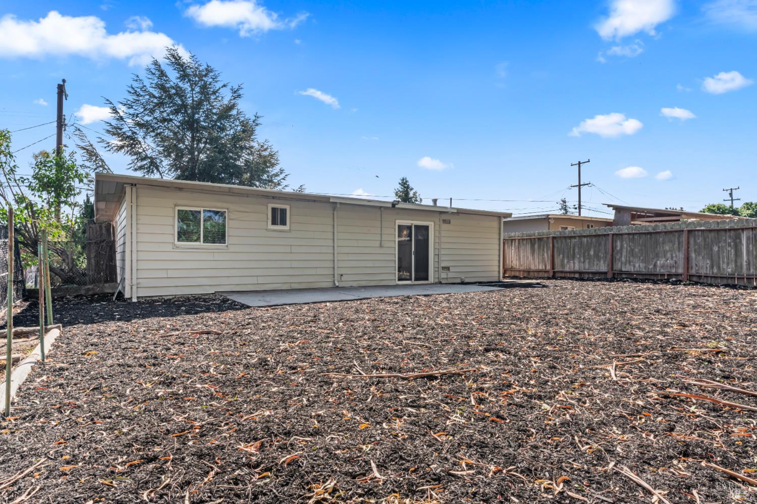 Detail Gallery Image 21 of 24 For 408 Christine Dr, San Pablo,  CA 94806 - 3 Beds | 1 Baths