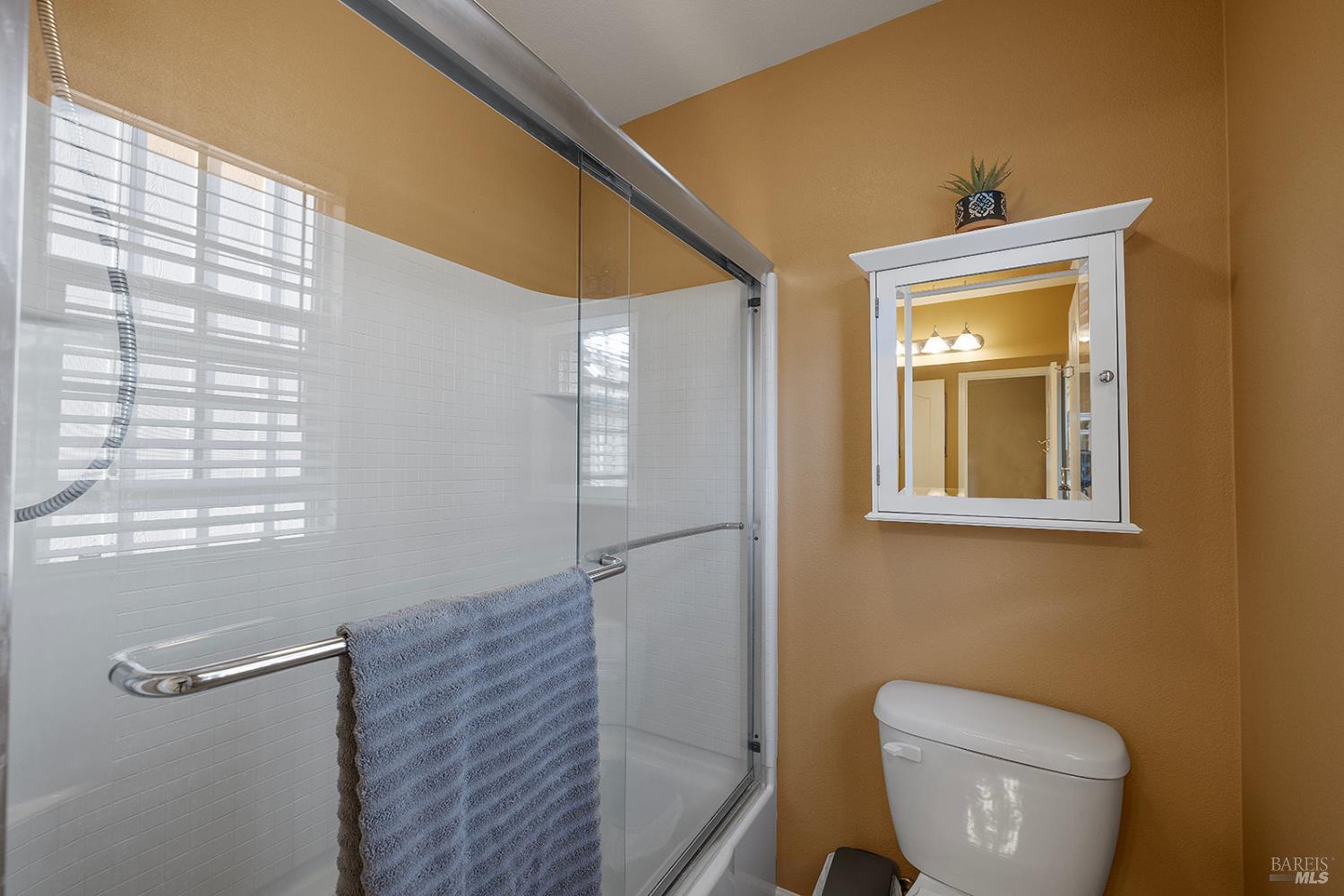 Detail Gallery Image 31 of 74 For 2350 Andre Ln, Santa Rosa,  CA 95403 - 4 Beds | 2/1 Baths