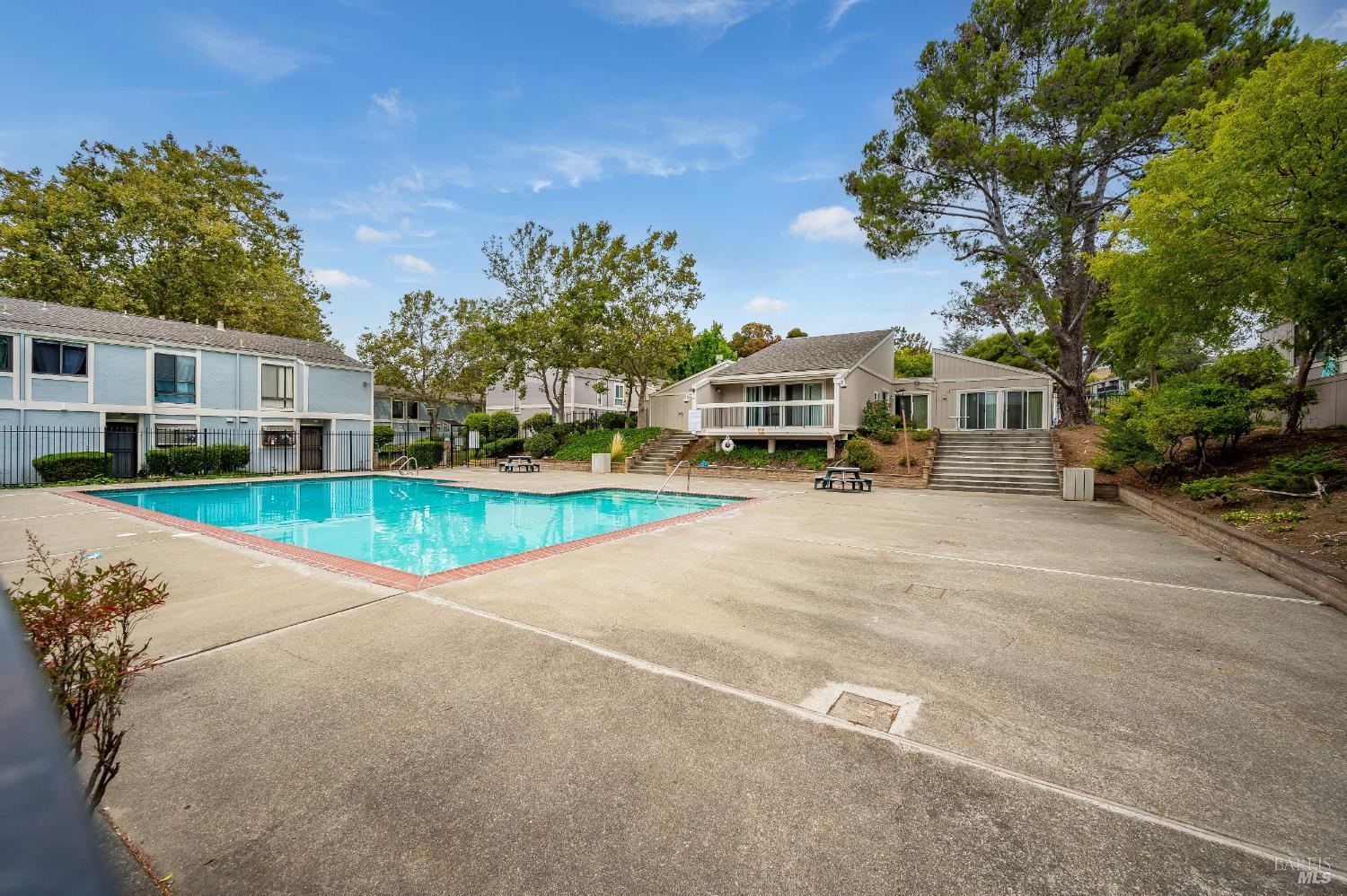 Detail Gallery Image 25 of 43 For 900 Southampton Rd #86,  Benicia,  CA 94510 - 1 Beds | 1 Baths