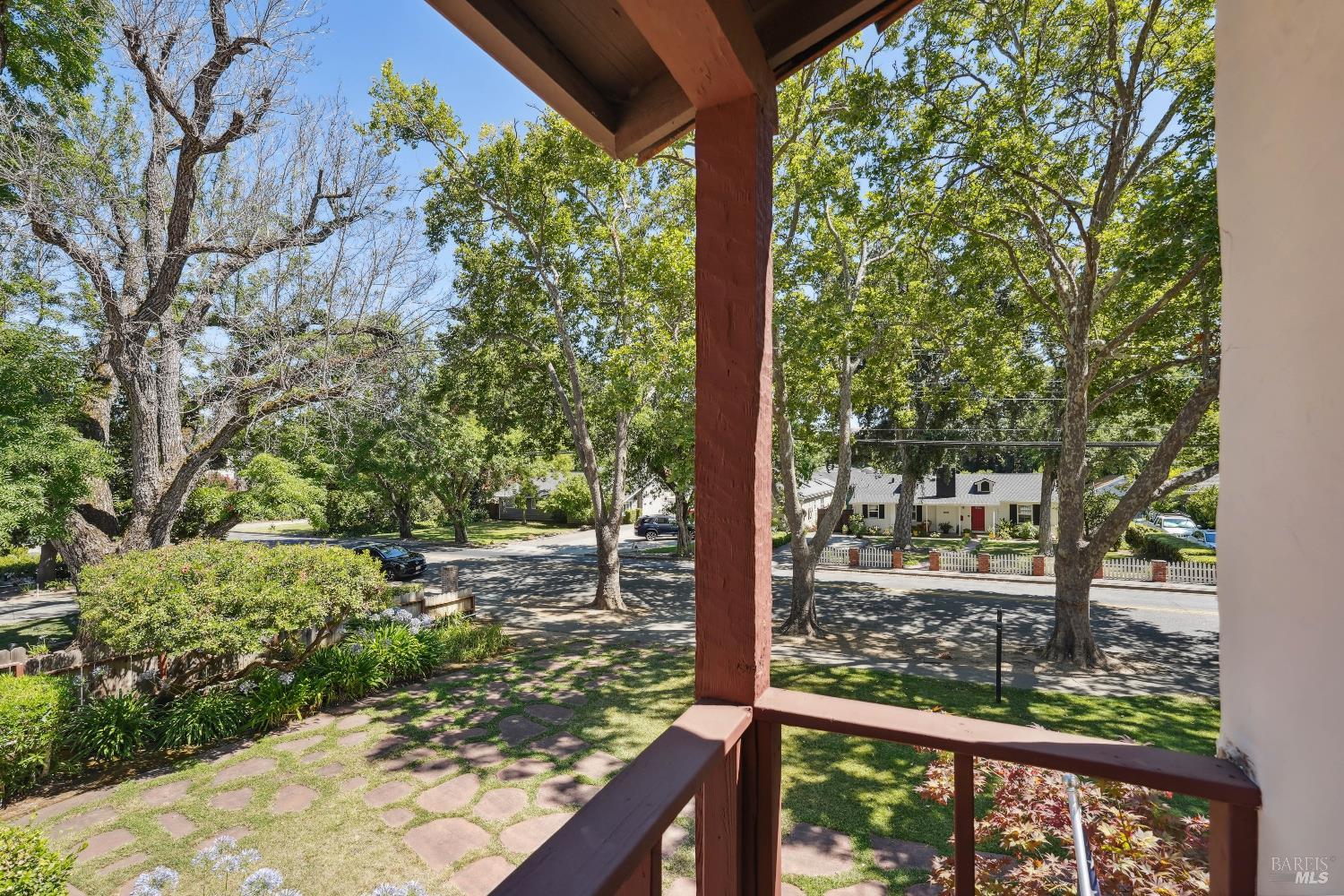 Detail Gallery Image 16 of 84 For 330 Buck Ave, Vacaville,  CA 95688 - 3 Beds | 3 Baths