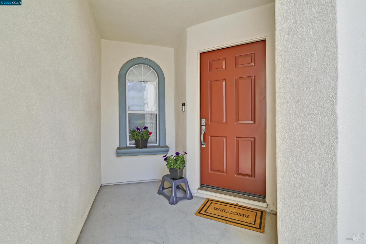 Detail Gallery Image 3 of 39 For 28 Shoal Dr, Vallejo,  CA 94591 - 3 Beds | 2/1 Baths