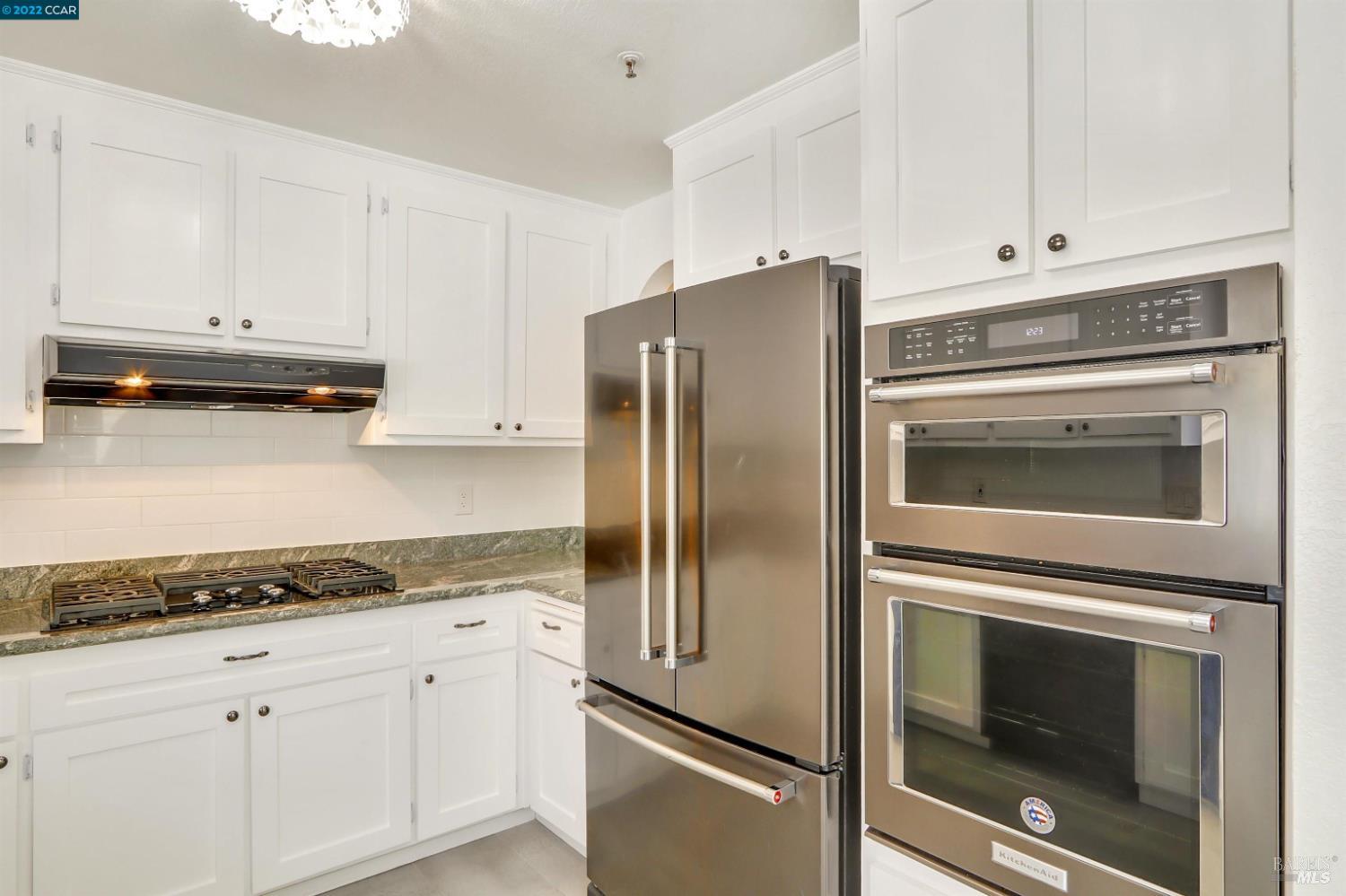 Detail Gallery Image 18 of 39 For 28 Shoal Dr, Vallejo,  CA 94591 - 3 Beds | 2/1 Baths