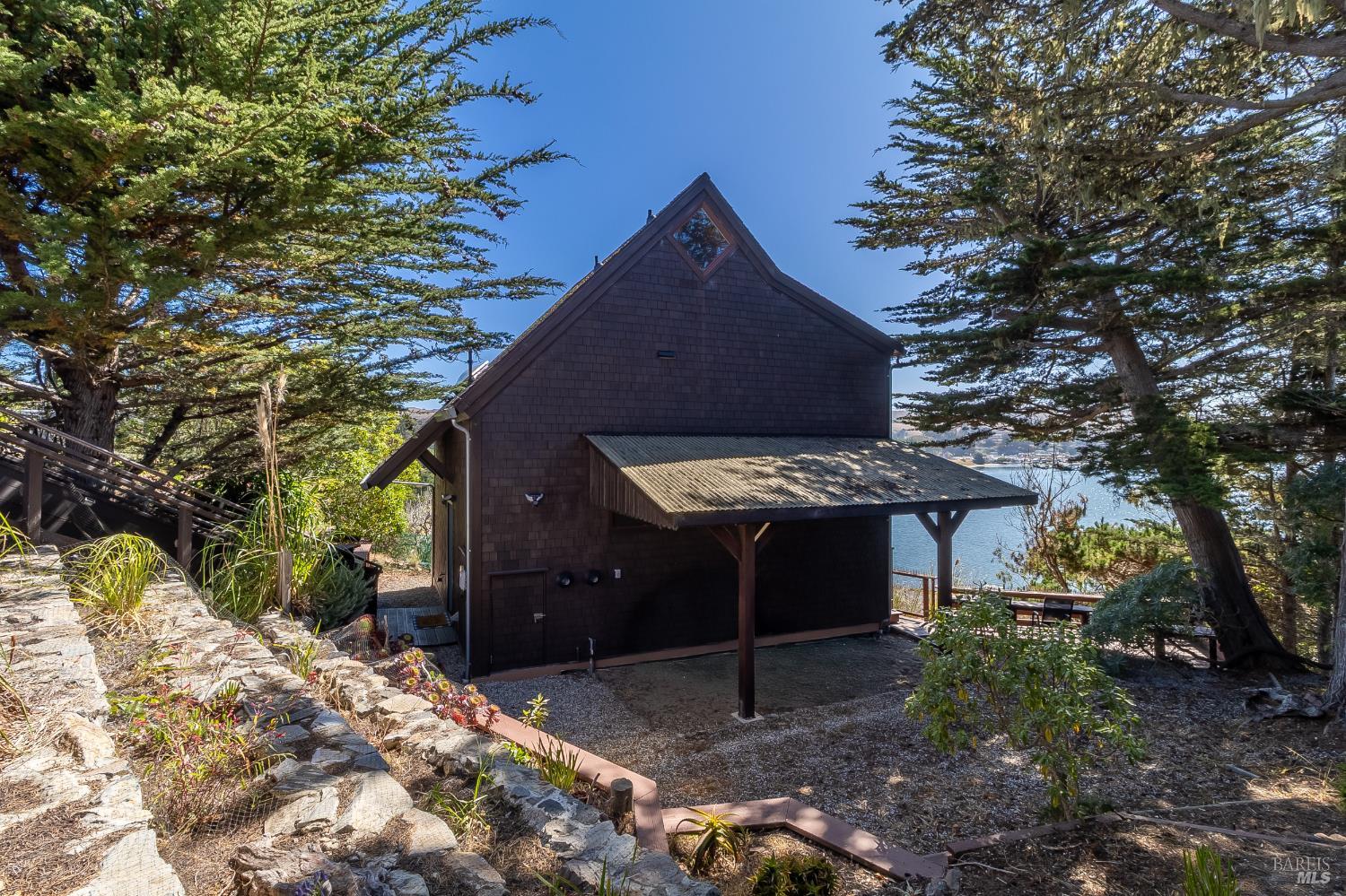 Detail Gallery Image 23 of 28 For 2020 Sandpiper Ct, Bodega Bay,  CA 94923 - 2 Beds | 1 Baths
