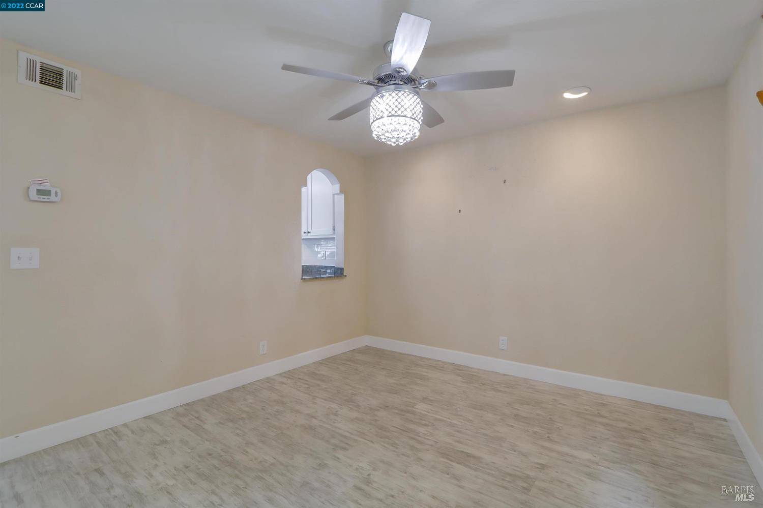 Detail Gallery Image 29 of 39 For 28 Shoal Dr, Vallejo,  CA 94591 - 3 Beds | 2/1 Baths