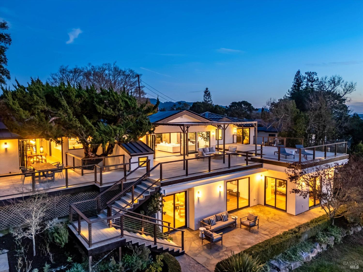 Detail Gallery Image 34 of 35 For 7 Lutge Ct, Napa,  CA 94559 - 4 Beds | 3/1 Baths