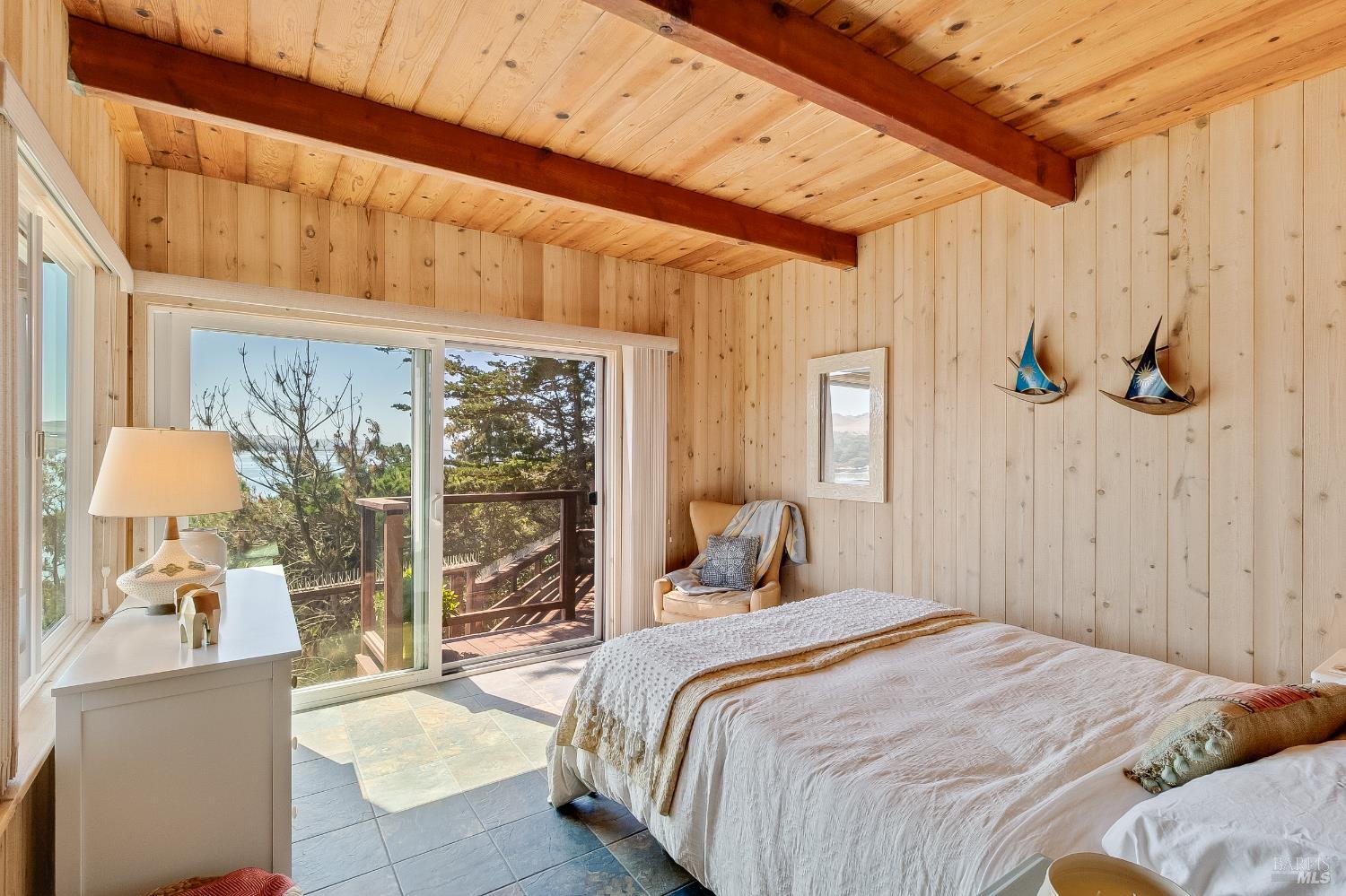 Detail Gallery Image 2 of 28 For 2020 Sandpiper Ct, Bodega Bay,  CA 94923 - 2 Beds | 1 Baths