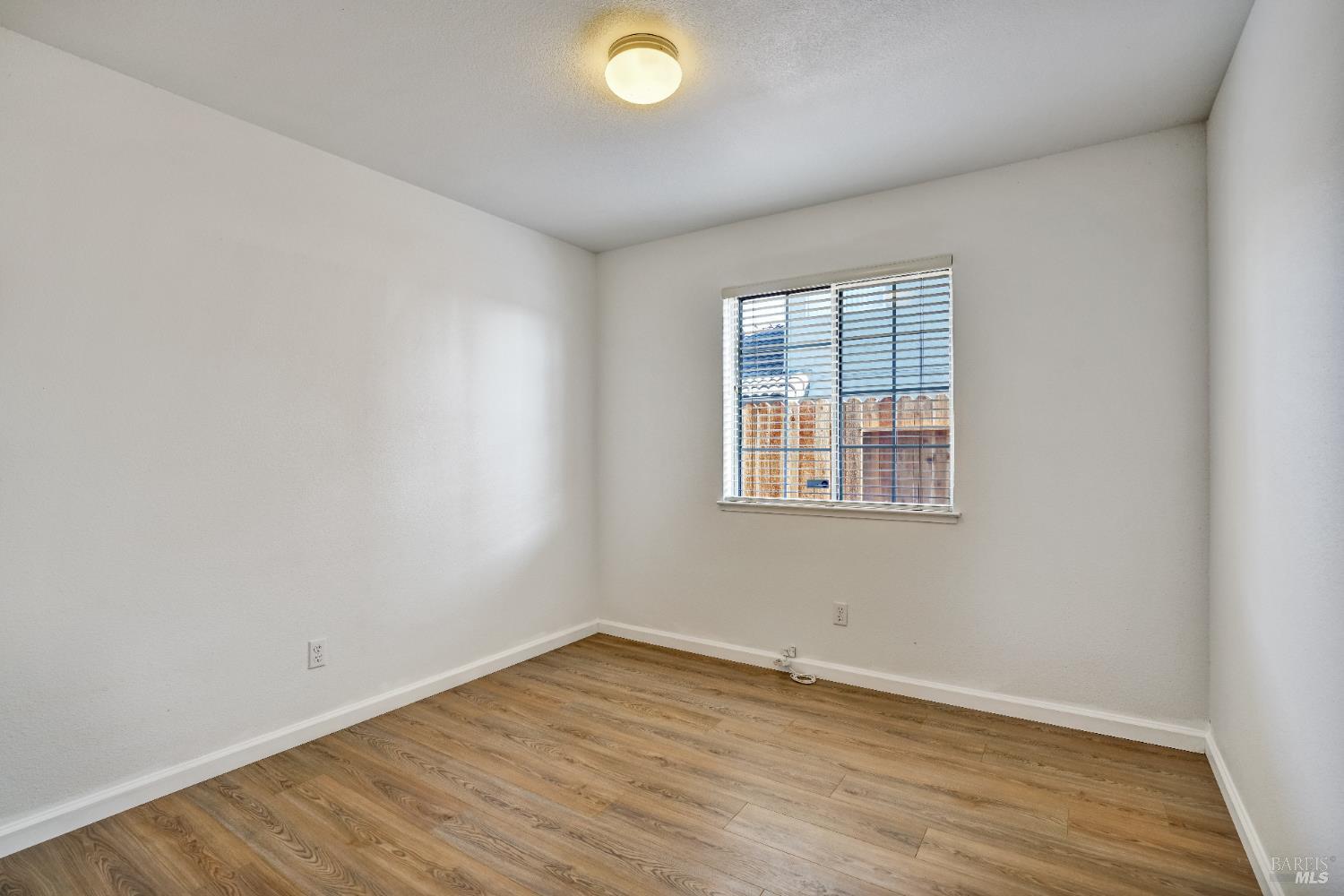Detail Gallery Image 26 of 43 For 2139 Garnet Cir, Vallejo,  CA 94591 - 4 Beds | 2 Baths