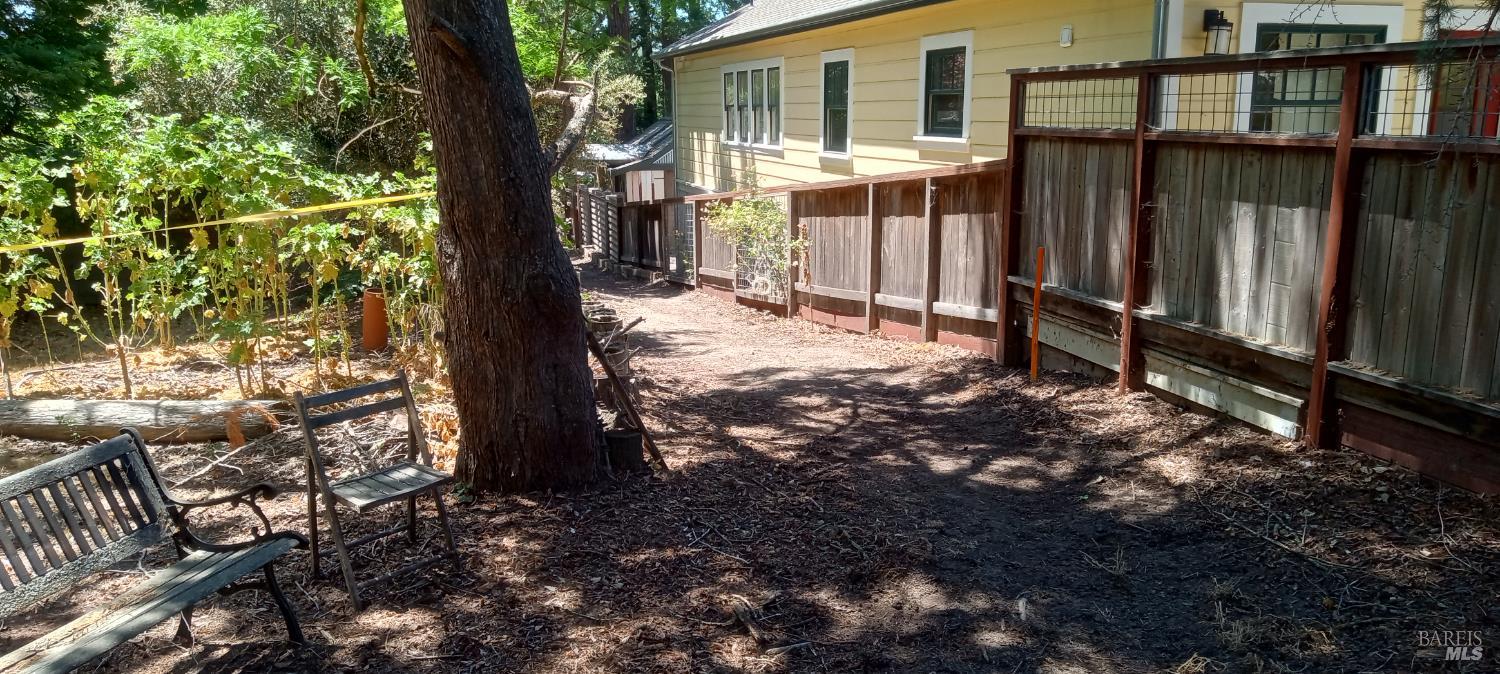 Detail Gallery Image 4 of 38 For 9989 Oak St, Penngrove,  CA 94951 - – Beds | – Baths