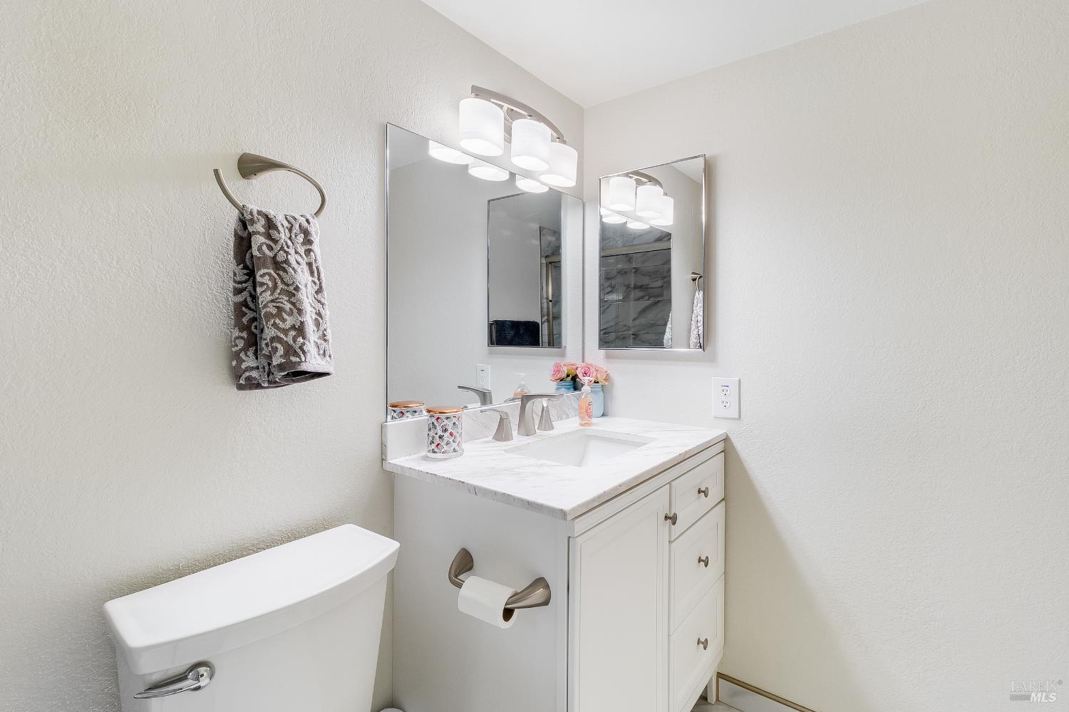 Detail Gallery Image 37 of 76 For 877 Rose Dr, Benicia,  CA 94510 - 4 Beds | 3 Baths