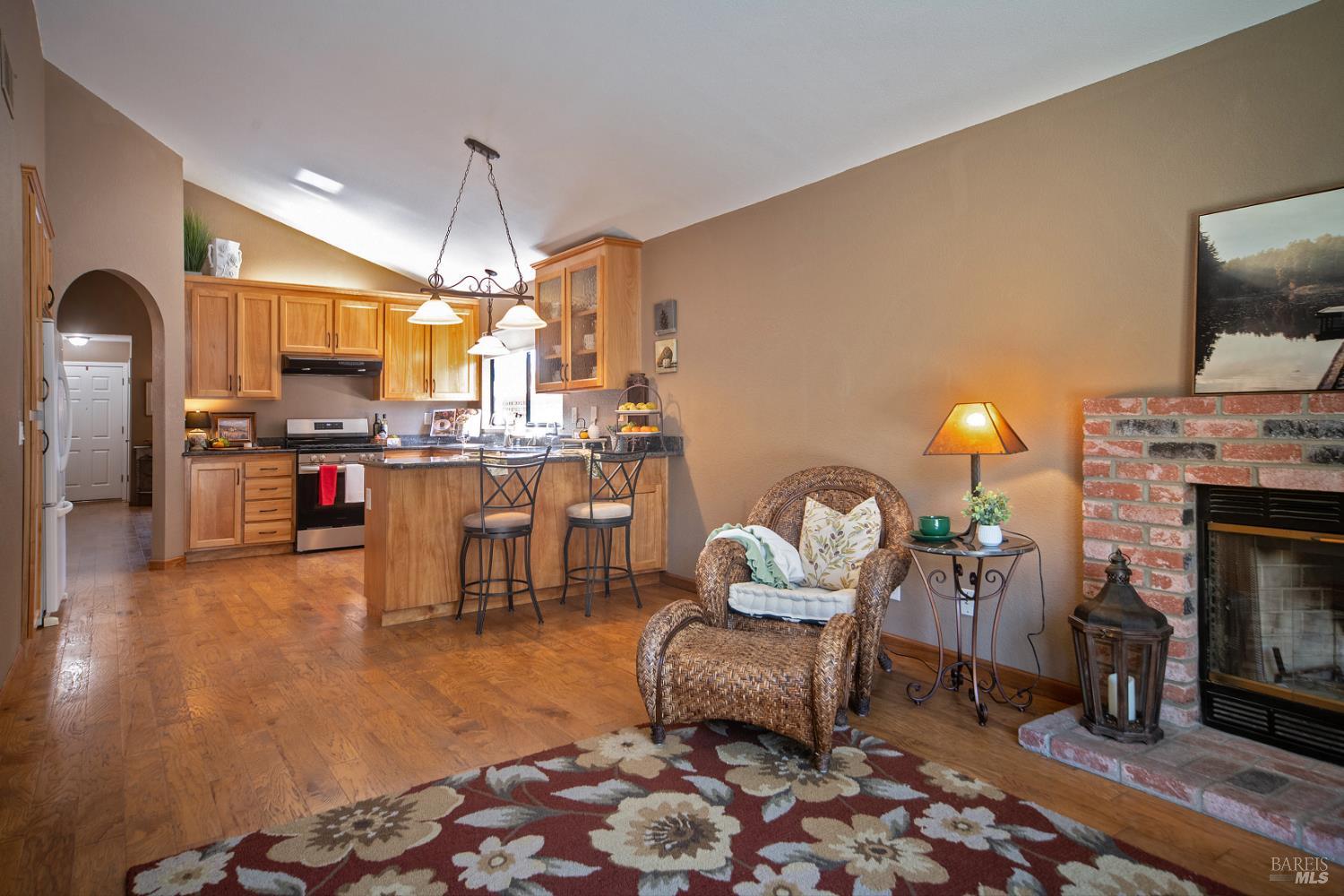Detail Gallery Image 9 of 31 For 7463 Michael Way, Rohnert Park,  CA 94928 - 3 Beds | 2 Baths