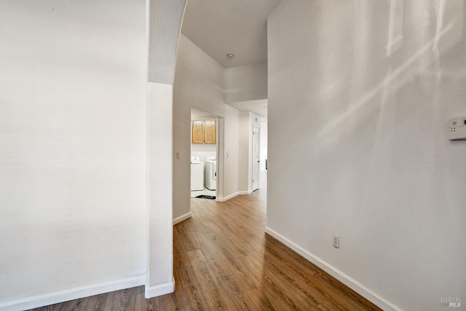Detail Gallery Image 9 of 43 For 2139 Garnet Cir, Vallejo,  CA 94591 - 4 Beds | 2 Baths