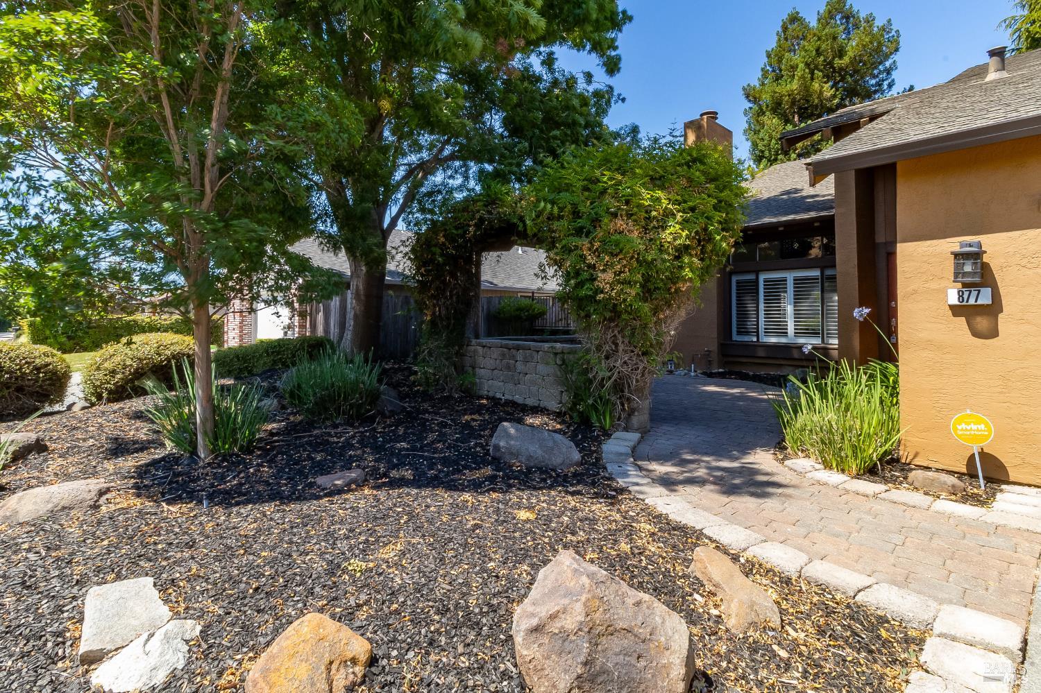 Detail Gallery Image 7 of 76 For 877 Rose Dr, Benicia,  CA 94510 - 4 Beds | 3 Baths