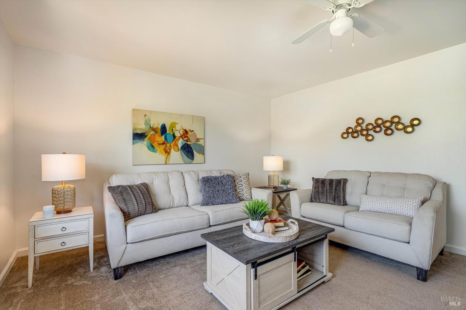 Detail Gallery Image 7 of 57 For 207 May Ct, Sebastopol,  CA 95472 - 4 Beds | 2 Baths