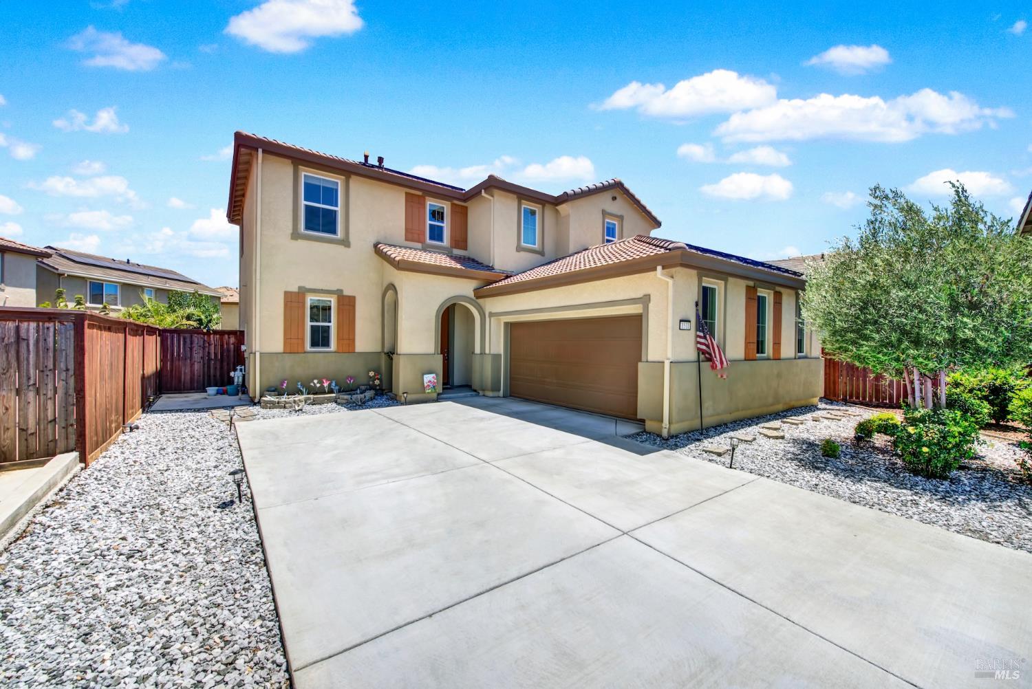 Detail Gallery Image 1 of 55 For 1511 Snowdrop Ct, Fairfield,  CA 94533 - 4 Beds | 2/1 Baths