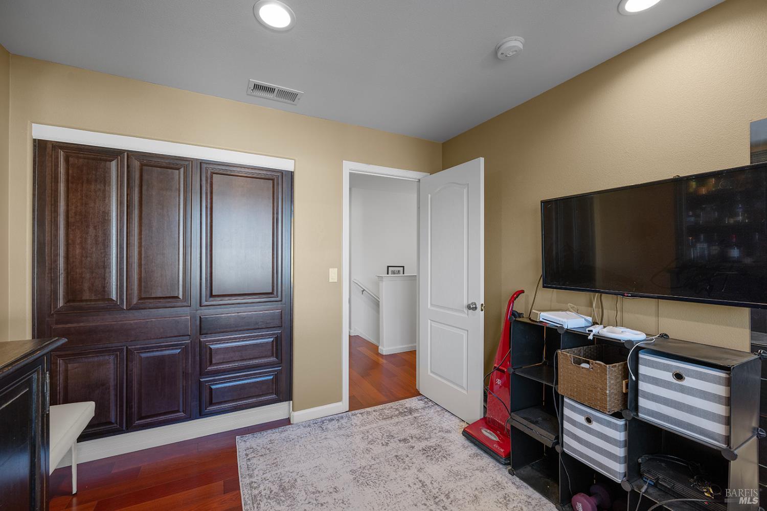 Detail Gallery Image 22 of 74 For 2350 Andre Ln, Santa Rosa,  CA 95403 - 4 Beds | 2/1 Baths